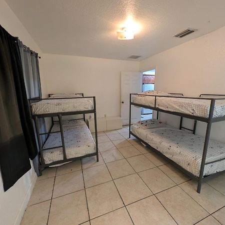 Miami Shores Milusol 호스텔 외부 사진