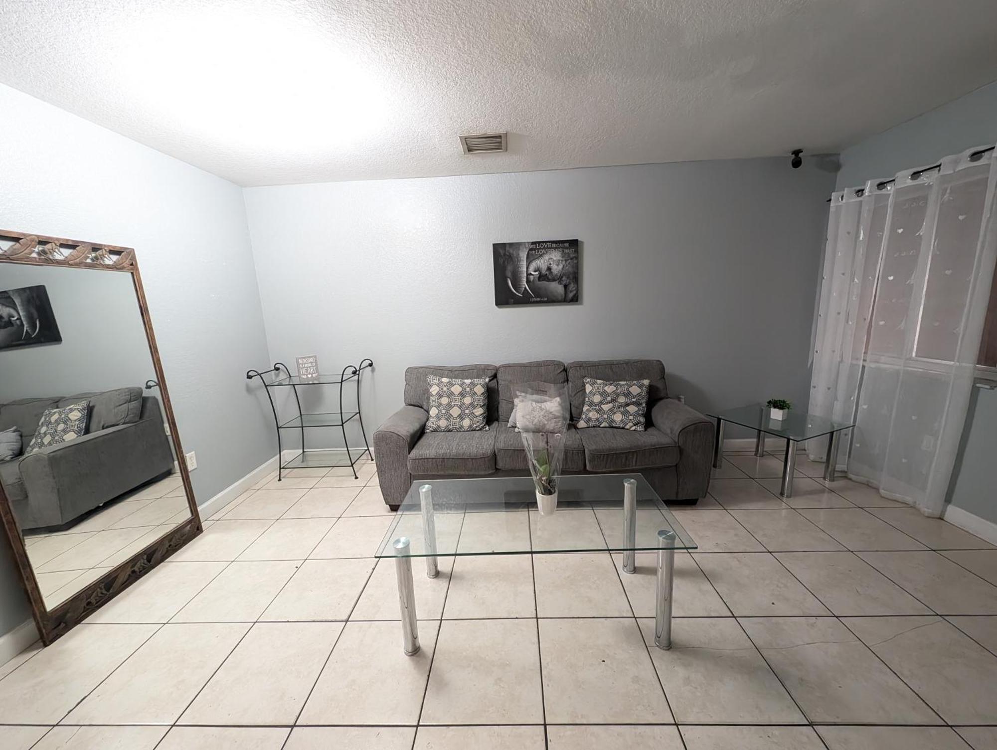 Miami Shores Milusol 호스텔 외부 사진